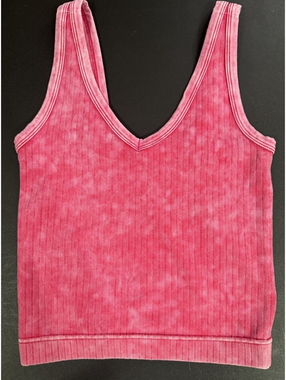 Zenana Pink Mineral Wash Ribbed Seamless Tank Top S/M V Neck Stretch Cami New - Picture 3 of 5